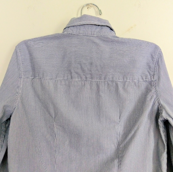 3/12 A&F blue white button down shirt  curvy wa… - Picture 6 of 14